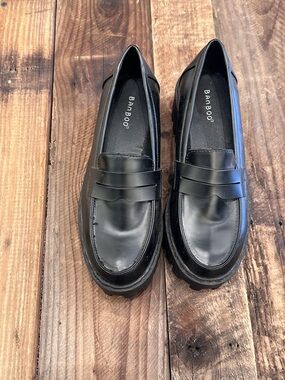 BAMBOO Black Chunky Lug Penny Loafers